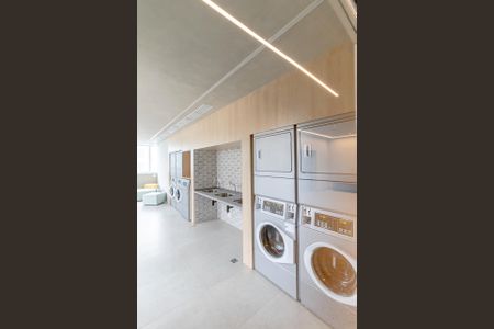 Studio para alugar com 27m², 1 quarto e sem vaga Studio para alugar com 27m², 1 quarto e sem vagaÁrea comum - Lavanderia
