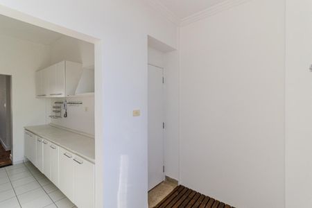 Apartamento para alugar com 154m², 3 quartos e 1 vaga Apartamento para alugar com 154m², 3 quartos e 1 vagaEntrada de Serviço