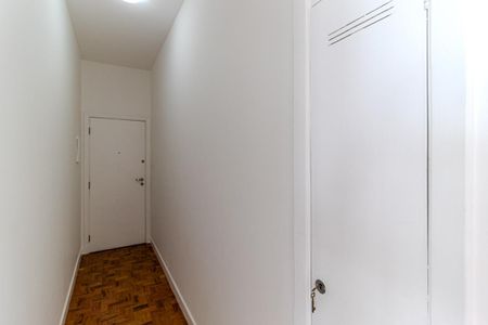 Corredor de Entrada de apartamento para alugar com 3 quartos, 154m² em Consolação, São Paulo