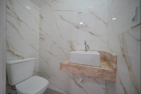 Casa para alugar com 120m², 2 quartos e 2 vagasLavabo