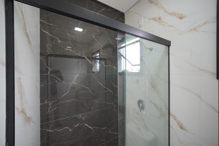 Casa para alugar com 120m², 2 quartos e 2 vagasBanheiro da Suíte 1