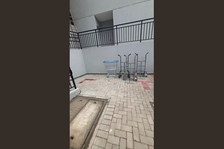 Apartamento à venda com 35m², 2 quartos e sem vagaÁrea externa