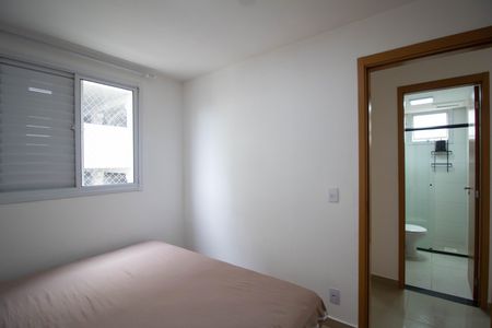 Apartamento à venda com 44m², 2 quartos e 1 vagaQuarto 1