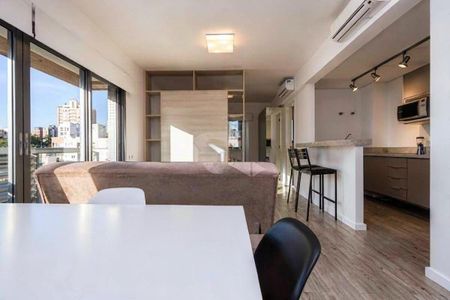 Sala de apartamento para alugar com 1 quarto, 47m² em São João, Porto Alegre