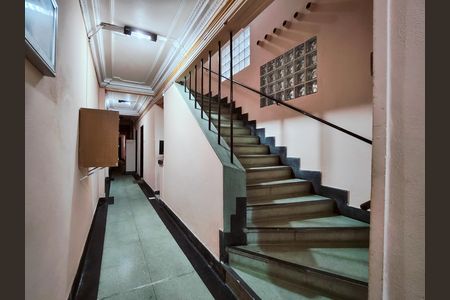 Apartamento à venda com 80m², 2 quartos e sem vaga Apartamento à venda com 80m², 2 quartos e sem vagaFachada e portaria