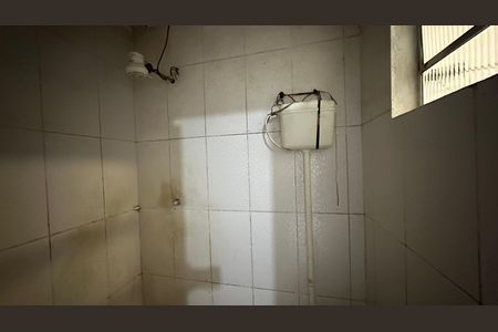 Banheiro de casa para alugar com 1 quarto, 45m² em Vargem Grande, Rio de Janeiro