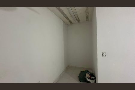 Sala/quarto de casa para alugar com 1 quarto, 45m² em Vargem Grande, Rio de Janeiro