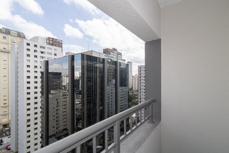 Varanda de apartamento à venda com 1 quarto, 24m² em Vila Nova Conceição, São Paulo