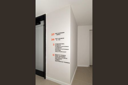 Apartamento à venda com 24m², 1 quarto e sem vagaÁrea comum