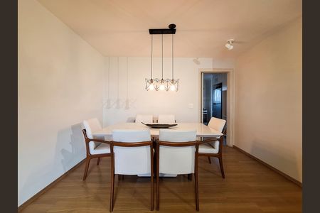 Apartamento à venda com 164m², 3 quartos e 2 vagas Apartamento à venda com 164m², 3 quartos e 2 vagasSala