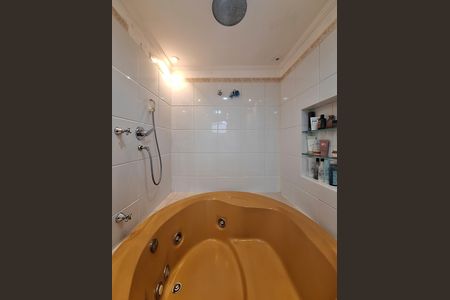 Apartamento à venda com 164m², 3 quartos e 2 vagas Apartamento à venda com 164m², 3 quartos e 2 vagasBanheiro quarto 1