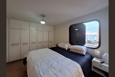 Apartamento à venda com 164m², 3 quartos e 2 vagas Apartamento à venda com 164m², 3 quartos e 2 vagasQuarto 1
