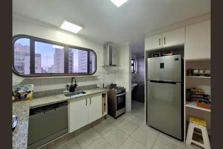 Apartamento à venda com 164m², 3 quartos e 2 vagas Apartamento à venda com 164m², 3 quartos e 2 vagasCozinha