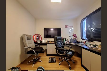 Apartamento à venda com 164m², 3 quartos e 2 vagas Apartamento à venda com 164m², 3 quartos e 2 vagasQuarto 3