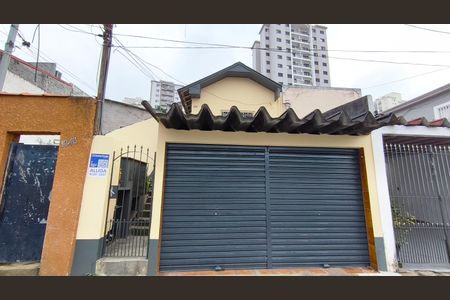 Casa para alugar com 35m², 1 quarto e sem vaga Casa para alugar com 35m², 1 quarto e sem vagaFachada + Plaquinha