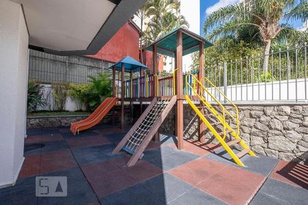 Apartamento à venda com 89m², 2 quartos e 1 vaga Apartamento à venda com 89m², 2 quartos e 1 vagaÁrea comum - Playground