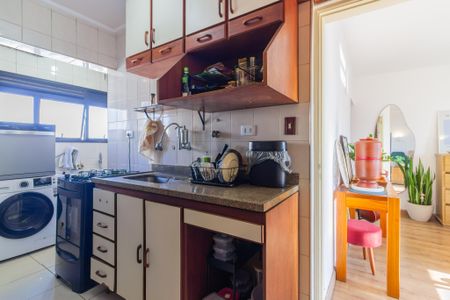 Apartamento à venda com 89m², 2 quartos e 1 vaga Apartamento à venda com 89m², 2 quartos e 1 vagaCozinha e Área de Serviço