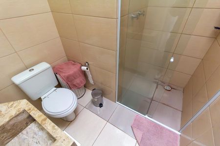 Casa de condomínio à venda com 67m², 2 quartos e 1 vaga Casa de condomínio à venda com 67m², 2 quartos e 1 vagaBanheiro