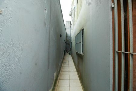 Casa para alugar com 200m², 3 quartos e 7 vagas Casa para alugar com 200m², 3 quartos e 7 vagasCorredor externo