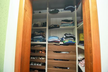 Casa para alugar com 200m², 3 quartos e 7 vagas Casa para alugar com 200m², 3 quartos e 7 vagasCloset da suíte