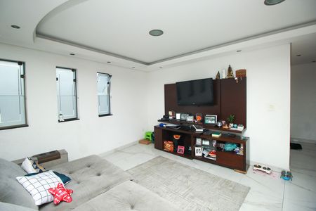 Casa para alugar com 200m², 3 quartos e 7 vagas Casa para alugar com 200m², 3 quartos e 7 vagasSala