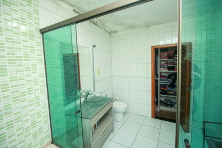 Casa para alugar com 200m², 3 quartos e 7 vagas Casa para alugar com 200m², 3 quartos e 7 vagasBanheiro da Suíte