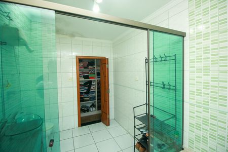 Casa para alugar com 200m², 3 quartos e 7 vagas Casa para alugar com 200m², 3 quartos e 7 vagasBanheiro da Suíte