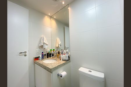 Apartamento à venda com 69m², 2 quartos e 1 vagaBanheiro Suíte