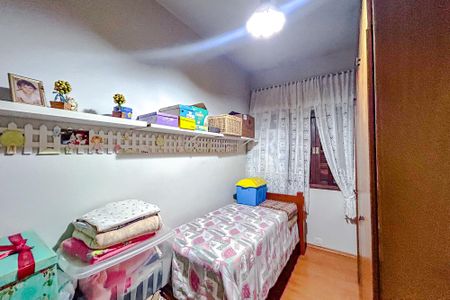 Casa à venda com 200m², 3 quartos e 2 vagasQuarto 2