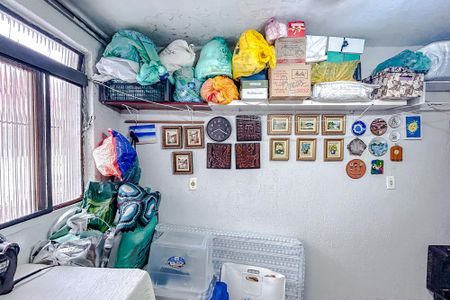 Casa à venda com 200m², 3 quartos e 2 vagasÁrea de Serviço