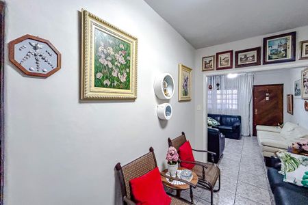 Casa à venda com 200m², 3 quartos e 2 vagasSala