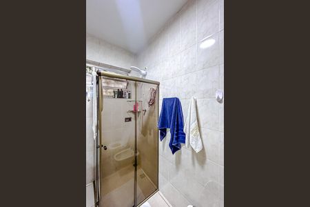 Casa à venda com 200m², 3 quartos e 2 vagasBanheiro