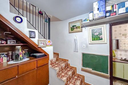 Casa à venda com 200m², 3 quartos e 2 vagasQuarto de Serviço