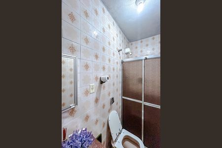 Casa à venda com 200m², 3 quartos e 2 vagasBanheiro de serviço