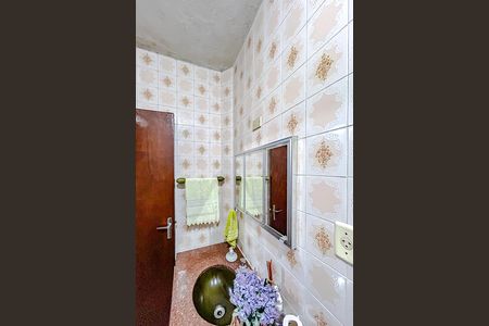 Casa à venda com 200m², 3 quartos e 2 vagasBanheiro de serviço