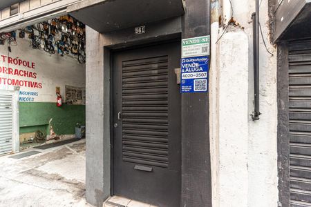 Studio à venda com 34m², 1 quarto e sem vaga Studio à venda com 34m², 1 quarto e sem vagaFachada - Plaquinha