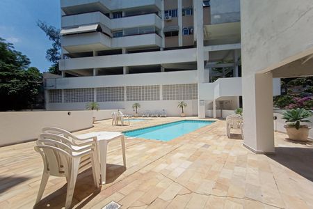 Apartamento para alugar com 85m², 3 quartos e 1 vaga Apartamento para alugar com 85m², 3 quartos e 1 vagaÁrea comum - Piscina