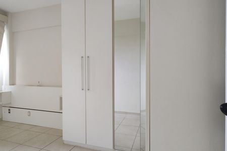 Apartamento para alugar com 85m², 3 quartos e 1 vaga Apartamento para alugar com 85m², 3 quartos e 1 vagaQuarto 1 - Armários