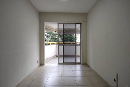 Apartamento para alugar com 85m², 3 quartos e 1 vaga Apartamento para alugar com 85m², 3 quartos e 1 vagaSala