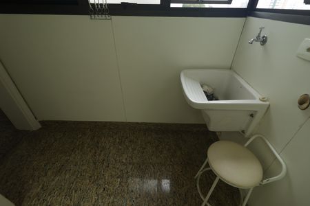 Apartamento para alugar com 110m², 3 quartos e 2 vagasÁrea de Serviço