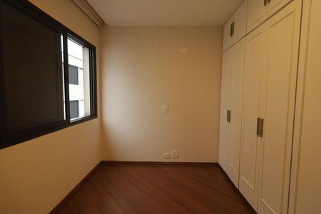 Apartamento para alugar com 110m², 3 quartos e 2 vagasQuarto 2