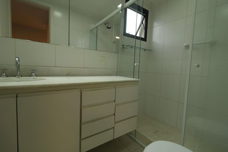 Apartamento para alugar com 110m², 3 quartos e 2 vagasBanheiro da Suíte