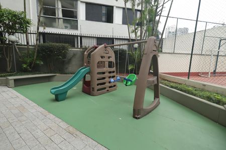 Apartamento para alugar com 110m², 3 quartos e 2 vagasÁrea comum - Playground