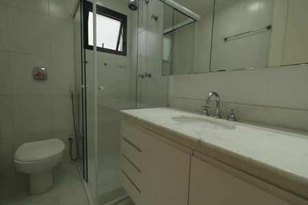 Apartamento para alugar com 110m², 3 quartos e 2 vagasBanheiro Social