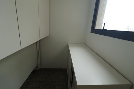 Apartamento para alugar com 110m², 3 quartos e 2 vagasQuarto de Serviço
