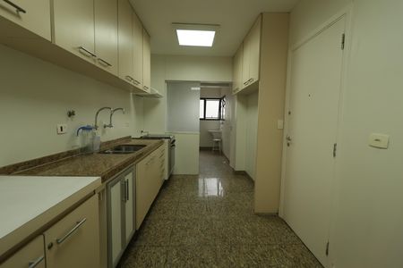 Apartamento para alugar com 110m², 3 quartos e 2 vagasCozinha