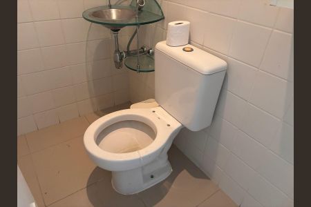 Apartamento à venda com 63m², 2 quartos e 1 vagaBanheiro 