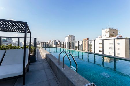 Apartamento para alugar com 30m², 1 quarto e sem vaga Apartamento para alugar com 30m², 1 quarto e sem vagaÁrea comum - Piscina
