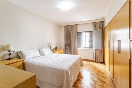 Apartamento à venda com 187m², 3 quartos e 2 vagas Apartamento à venda com 187m², 3 quartos e 2 vagasQuarto Suíte