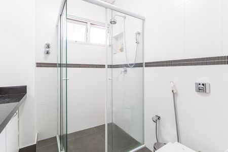 Apartamento à venda com 187m², 3 quartos e 2 vagas Apartamento à venda com 187m², 3 quartos e 2 vagasBanheiro Social